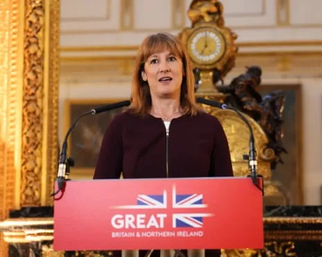 UK Treasury Borrowing Rises to Surprising £18bn in August